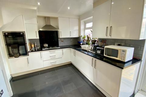 3 bedroom terraced house for sale, Goldbeaters Grove, Burnt Oak, HA8