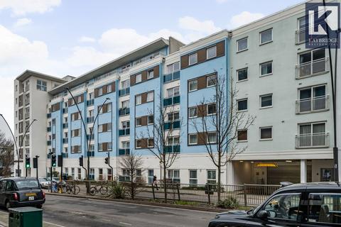 2 bedroom flat for sale, Station Approach, Hudson House Station Approach, KT19