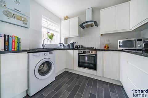 20 Webbs Wood, Peatmoor, Swindon, SN5 5AW