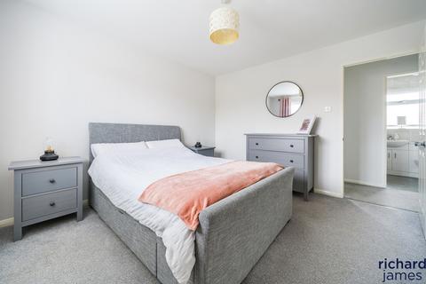 20 Webbs Wood, Peatmoor, Swindon, SN5 5AW