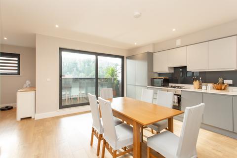 2 bedroom flat for sale, Crabble Hill, Dover, CT17