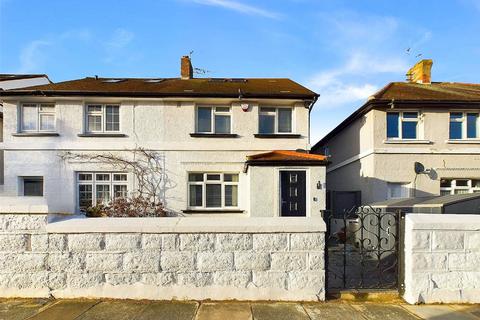 4 bedroom semi-detached house to rent, Wilcox Road, Teddington