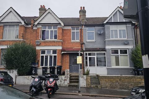 3 bedroom terraced house for sale, Norbury SW16