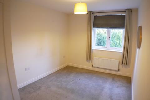 2 bedroom flat to rent, Wilton