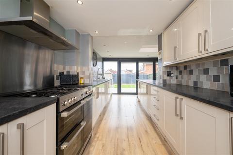 3 bedroom link detached house for sale, Lansdown Green, Kidderminster