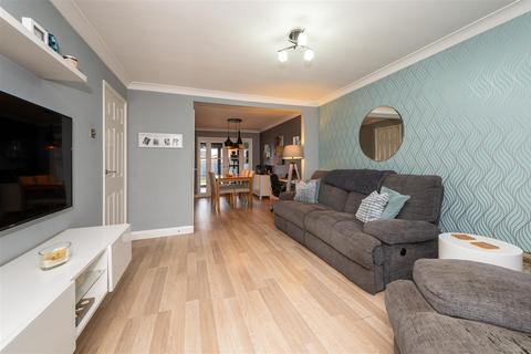 3 bedroom link detached house for sale, Lansdown Green, Kidderminster