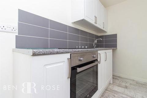 1 bedroom flat for sale, Deerfold, Chorley