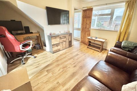 2 Alderdale, Lydney, GL15 5NG