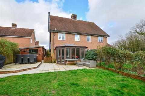 3 bedroom semi-detached house for sale, Akehurst Field, Ashburnham,