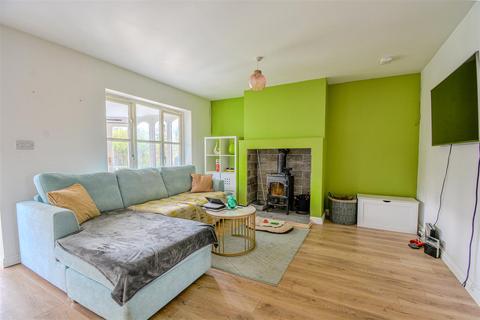 undefined, Akehurst Field, Ashburnham,