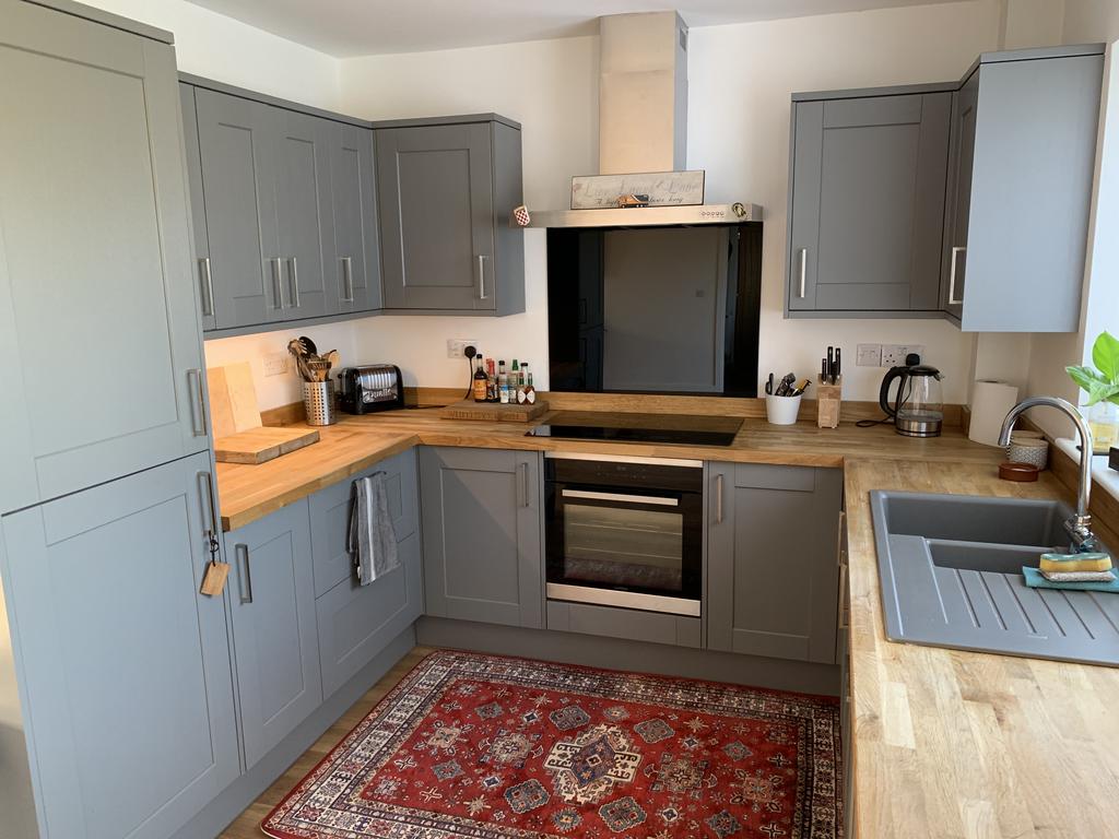 L Shaped Kitchen/Diner