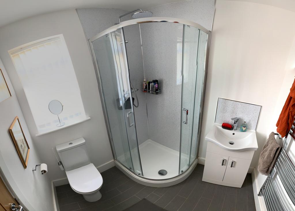 Shower Room/WC