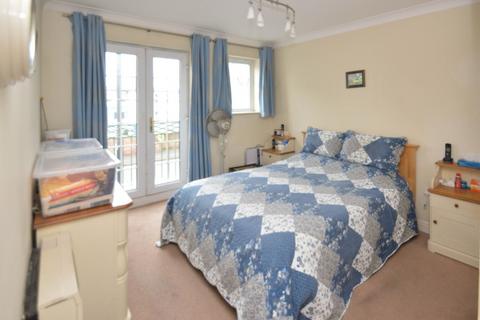 2 bedroom apartment for sale, Knights Place, Windsor