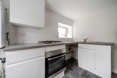 1 bedroom flat for sale, Westhampnett Road, Chichester, PO19