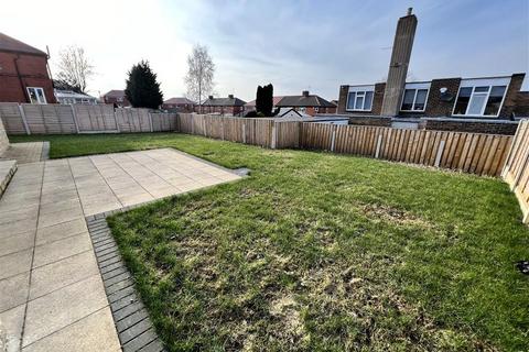 3 bedroom detached bungalow for sale, Green Lane, Cutsyke, Castleford