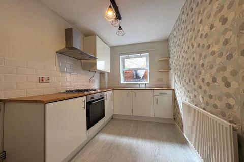 2 bedroom flat to rent, Weymouth