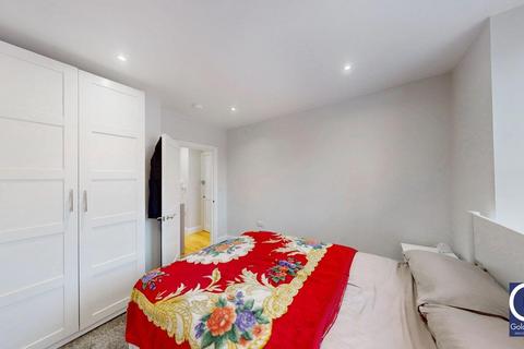 1 bedroom apartment to rent, Berrymead Gardens, Acton, W3