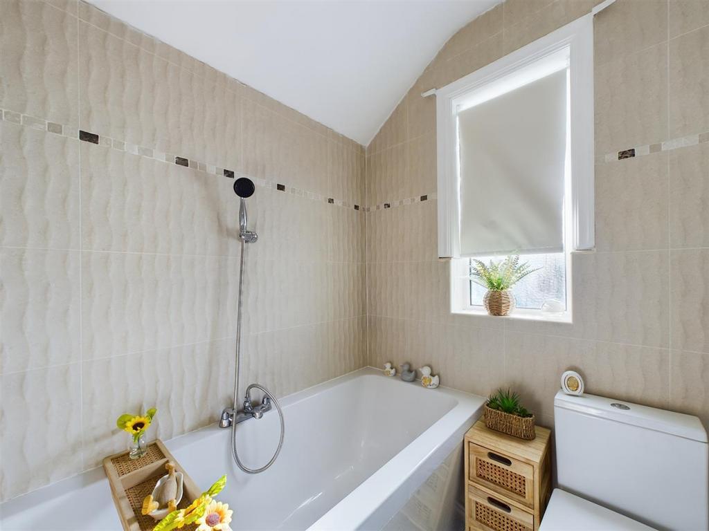 Bath 2.jpg