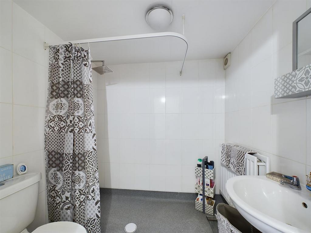 Shower.jpg