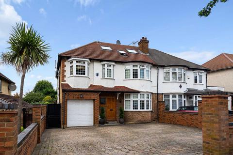 6 bedroom semi-detached house to rent, Cat Hill, Barnet EN4