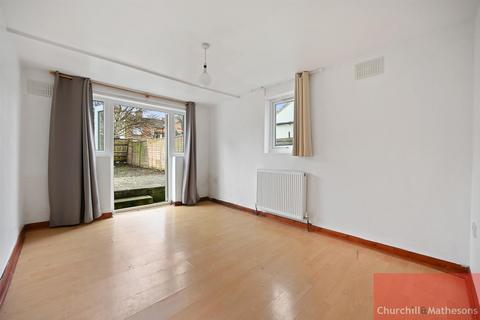 1 bedroom flat for sale, Leopold Road, London