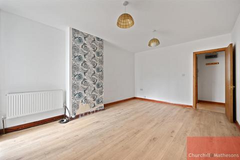 1 bedroom flat for sale, Leopold Road, London