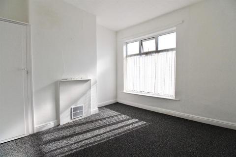 2 bedroom terraced house to rent, Dorset Street, Hull