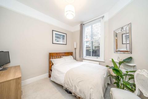 2 bedroom maisonette for sale, Ravenstone Street, London SW12