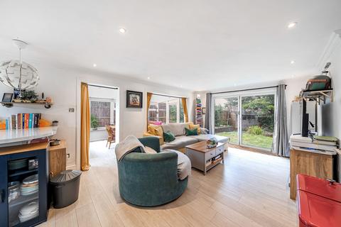 Charleen Lodge Marlpit Lane, Coulsdon, CR5 2HA