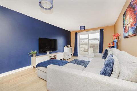 16 Deanburn, Penicuik, EH26 0HS