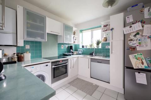 3 bedroom semi-detached house for sale, Thornton Close, West Drayton, UB7