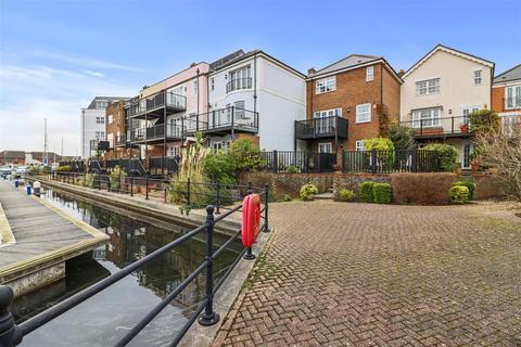 4 bedroom townhouse for sale, St. Lawrence Mews, Sovereign Harbour, Eastbourne