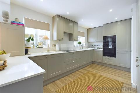 5 bedroom detached house for sale, Ranulf Close, Old Harlow CM17
