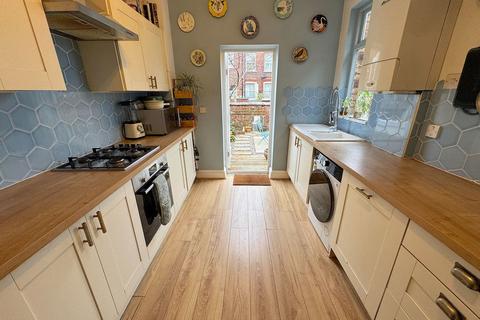 3 bedroom terraced house for sale, Poplar Avenue, Manchester M19