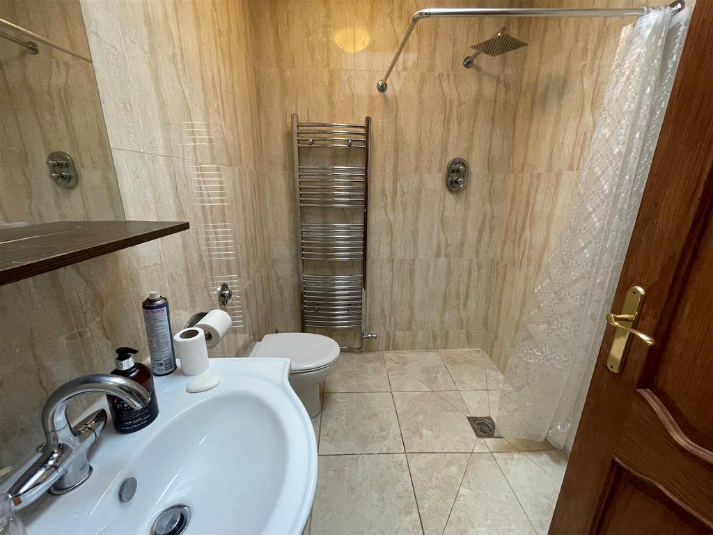 Downstaisr Shower Room