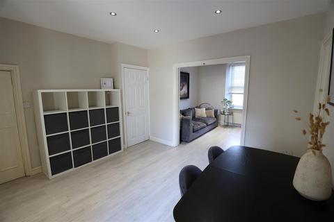 3 bedroom end of terrace house to rent, 2 Cardiff Road, Cowbridge, Vale of Glamorgan, CF71 7EP