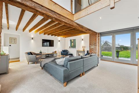 Granary Barn, Oxton Hill Farm Oxton Hill, Southwell, NG25 0RB
