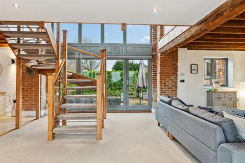 Granary Barn, Oxton Hill Farm Oxton Hill, Southwell, NG25 0RB