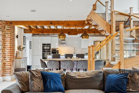 Granary Barn, Oxton Hill Farm Oxton Hill, Southwell, NG25 0RB