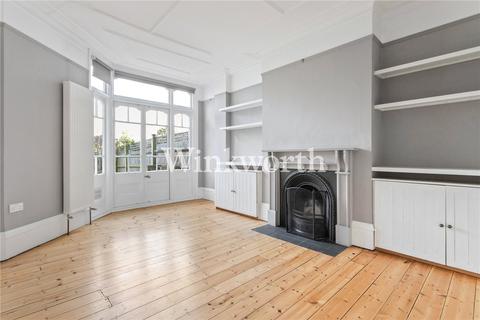 60 Caversham Avenue, London, N13 4LN