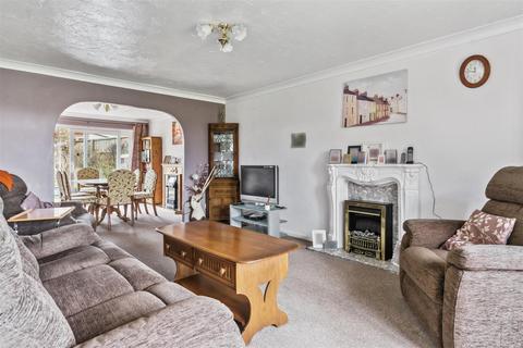 2 bedroom bungalow for sale, Hazelmere Road, Stevenage SG2