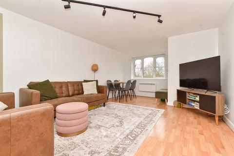 2 bedroom flat for sale, New Road, Mitcham CR4