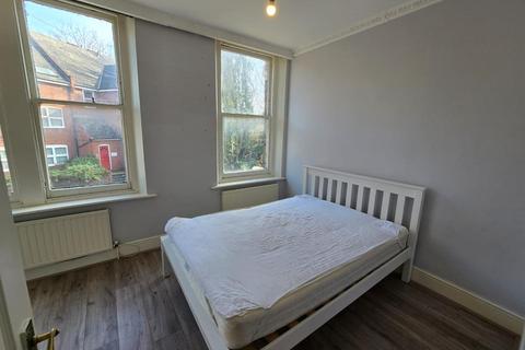 1 bedroom flat to rent, Denmark Road, London