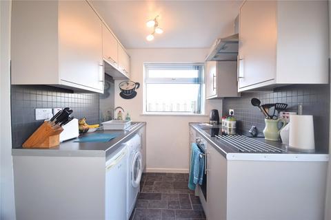 19 Glan Y Mor, Fairbourne, LL38 2BX