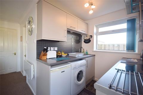 19 Glan Y Mor, Fairbourne, LL38 2BX