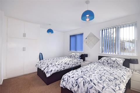 19 Glan Y Mor, Fairbourne, LL38 2BX