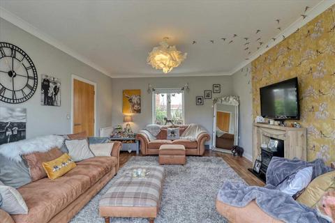 3 bedroom detached house for sale, Weeley CO16