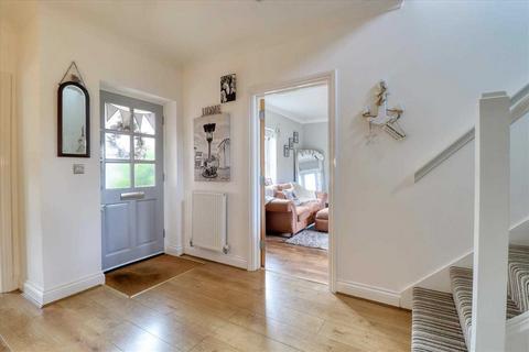 3 bedroom detached house for sale, Weeley CO16