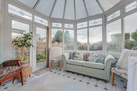3 bedroom semi-detached house for sale, Woodgrange Drive, Southend-on-sea, SS1
