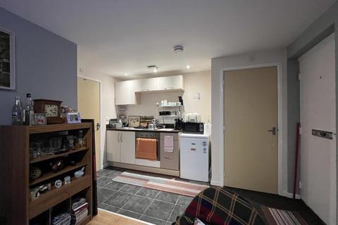 1 bedroom flat for sale, Heathlands Grange, Burton-On-Trent DE15